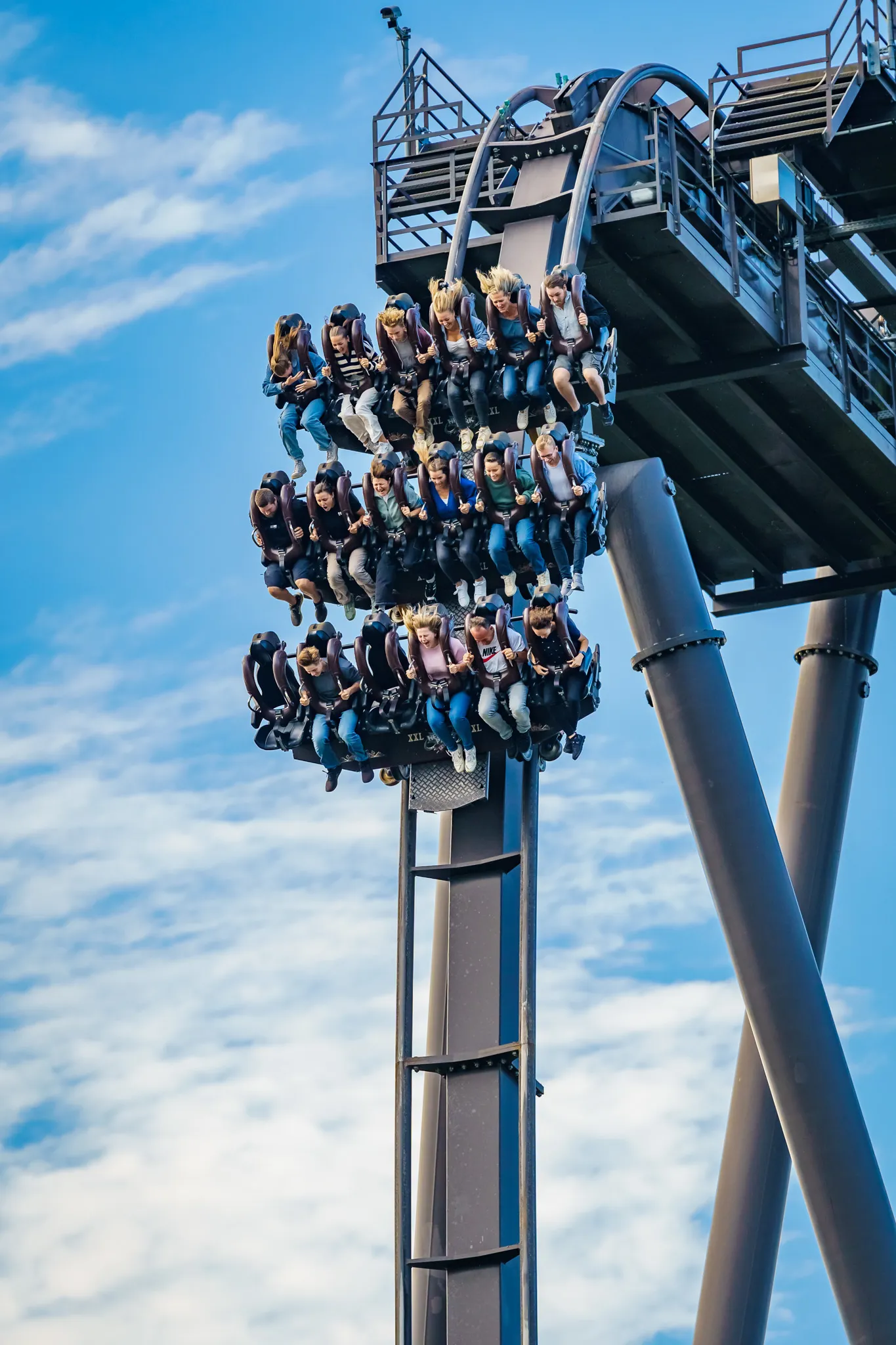 Eine volle Kracke Fahrt in der Luft im Heide Park Resort