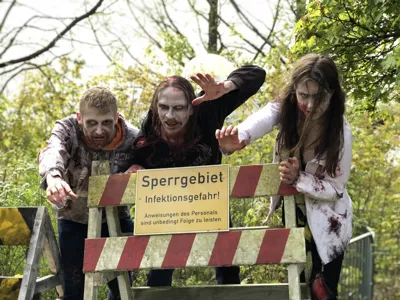 Zombie Escape (1)