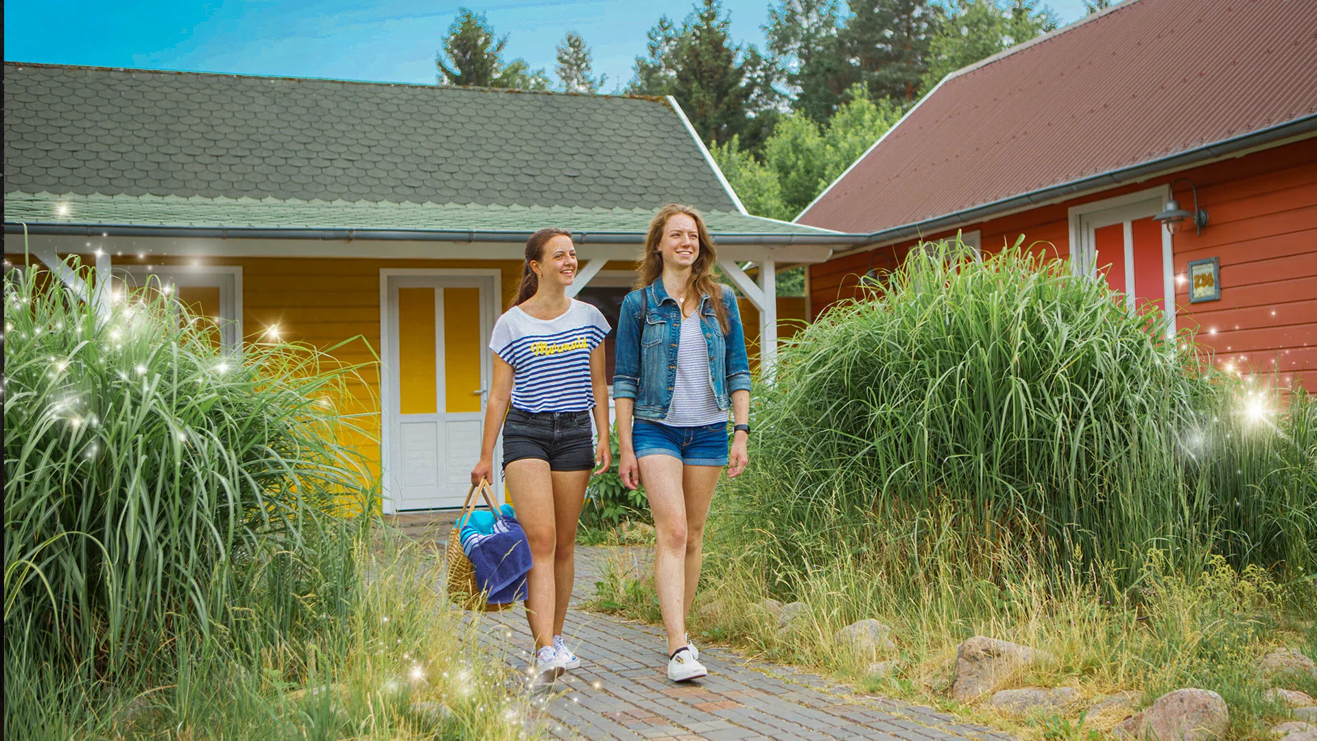 Heideparkresort Camp Aussen Maedchen (1)
