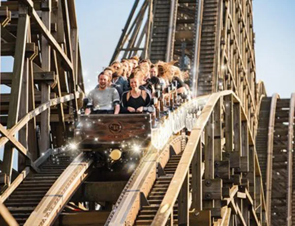 Heideparkresort Fahrgeschaeft Colossos (1)